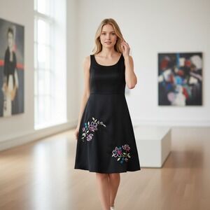 Sag Harbor Dress 10 Black Floral Embroidered Garden A-Line Classy Classic Spring
